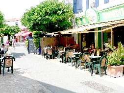 St Pierre Cafe