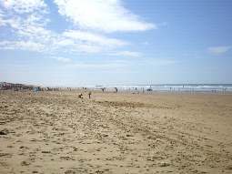 La plage de Le-Grand-Village-Plage au mois d'août